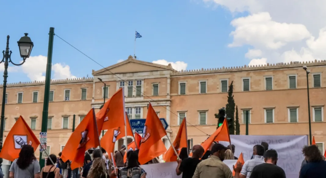 ΜΜΜ αύριο (13/5): Κανονικά τα δρομολόγια σε Μετρό, λεωφορεία και ΗΣΑΠ, κλειστές οι δημόσιες υπηρεσίες λόγω της απεργίας της ΑΔΕΔΥ ΜΜΜ αύριο (13/5): Κανονικά τα δρομολόγια σε Μετρό, λεωφορεία και ΗΣΑΠ, κλειστές οι δημόσιες υπηρεσίες λόγω της απεργίας της ΑΔΕΔΥ