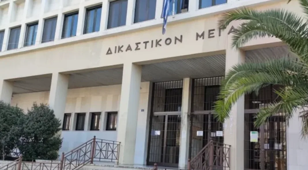 Ελεύθερος με εγγύηση 3.000 ευρώ ο οδηγός που παρέσυρε, τραυμάτισε θανάσιμα και εγκατέλειψε ποδηλάτη στα Ιωάννινα Ελεύθερος με εγγύηση 3.000 ευρώ ο οδηγός που παρέσυρε, τραυμάτισε θανάσιμα και εγκατέλειψε ποδηλάτη στα Ιωάννινα