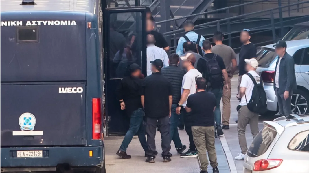 Προφυλακίστηκε ο ένας εκ των δύο λογιστών για το κύκλωμα του ΟΠΕΚΕΠΕ στην Κρήτη Προφυλακίστηκε ο ένας εκ των δύο λογιστών για το κύκλωμα του ΟΠΕΚΕΠΕ στην Κρήτη