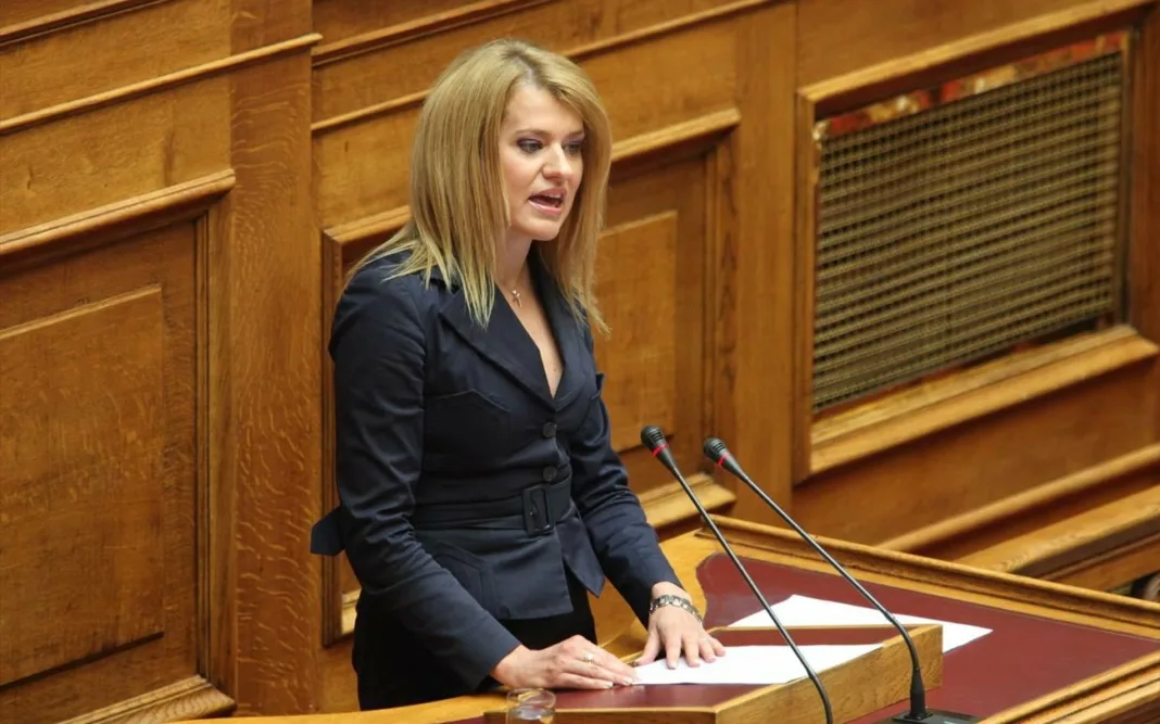 Η φαγωμάρα στο ΠΑΣΟΚ για τη διεύρυνση με Τζάκρη και Κασιμάτη Η φαγωμάρα στο ΠΑΣΟΚ για τη διεύρυνση με Τζάκρη και Κασιμάτη