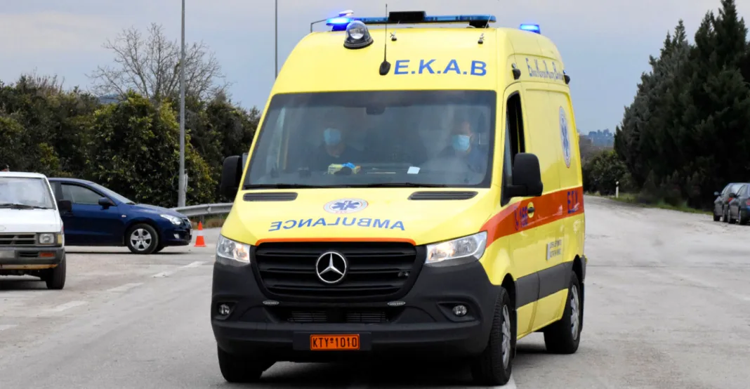 Τουριστικό λεωφορείο παρέσυρε και σκότωσε 71χρονη στη Θεσσαλονίκη Τουριστικό λεωφορείο παρέσυρε και σκότωσε 71χρονη στη Θεσσαλονίκη