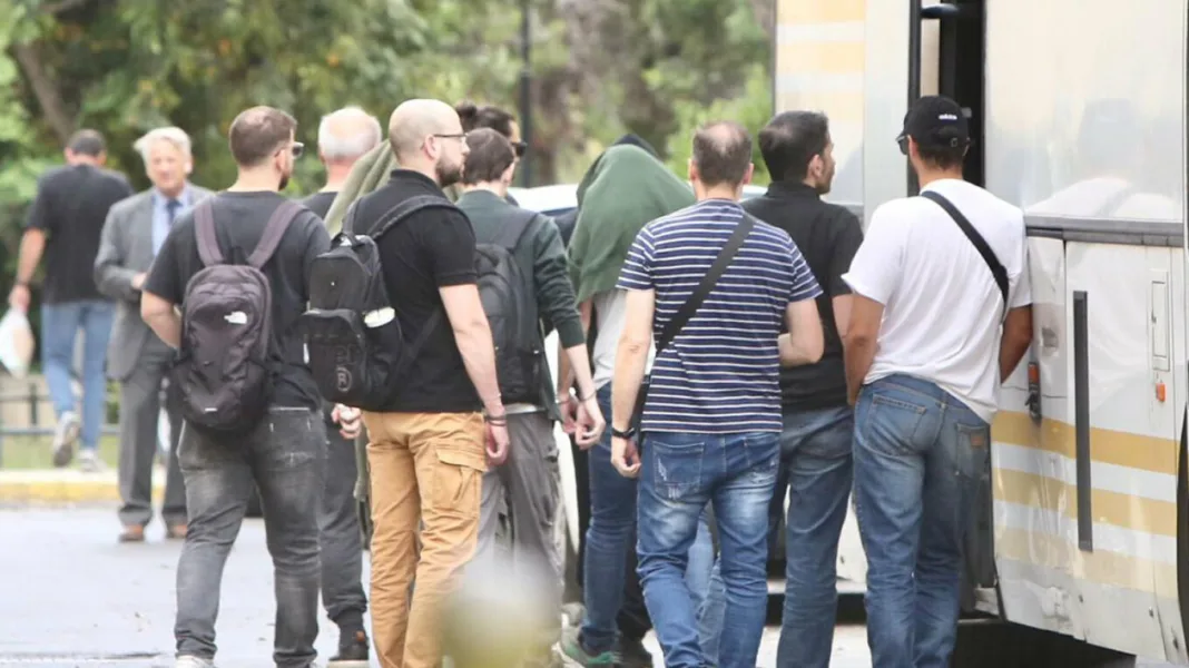 ΟΠΕΚΕΠΕ: Τρεις προφυλακίσεις για την υπόθεση των παράνομων επιδοτήσεων σε Κοζάνη και Αγρίνιο ΟΠΕΚΕΠΕ: Τρεις προφυλακίσεις για την υπόθεση των παράνομων επιδοτήσεων σε Κοζάνη και Αγρίνιο