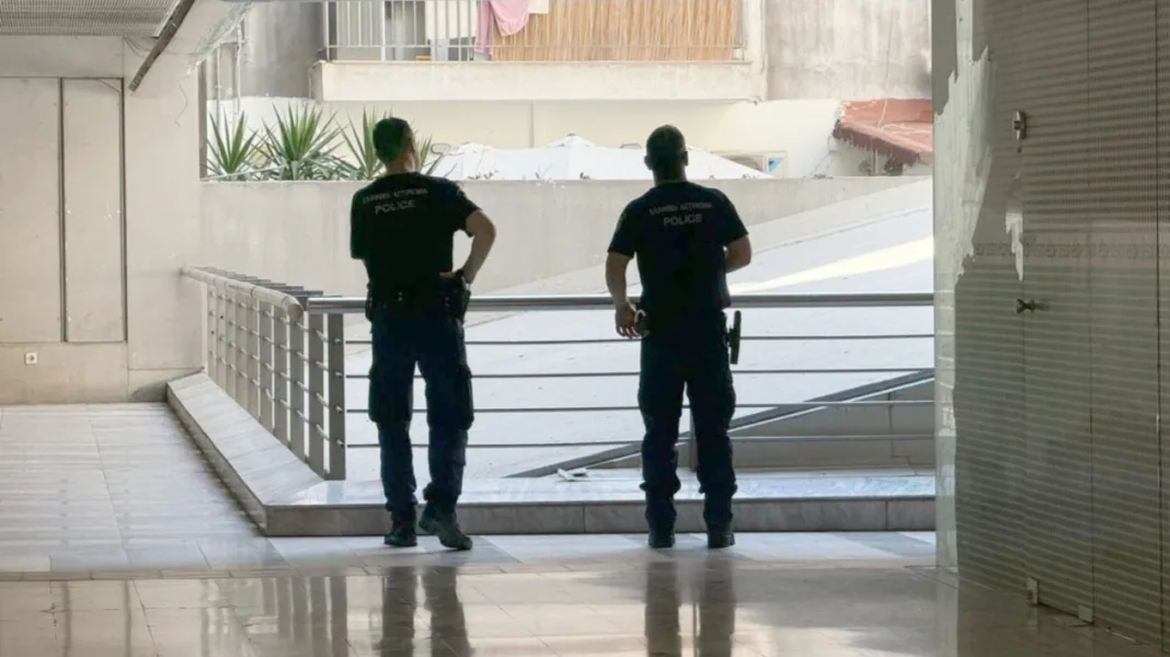 Τρανς γυναίκα εντοπίστηκε νεκρή σε φεγγίτη εμπορικού κέντρου στη Θεσσαλονίκη Τρανς γυναίκα εντοπίστηκε νεκρή σε φεγγίτη εμπορικού κέντρου στη Θεσσαλονίκη