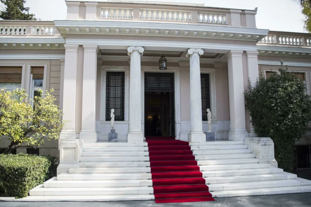 Ο Κυριαζόπουλος στη θέση του Μπακογιάννη, η Βικάτου αντί του Διδασκάλου Ο Κυριαζόπουλος στη θέση του Μπακογιάννη, η Βικάτου αντί του Διδασκάλου