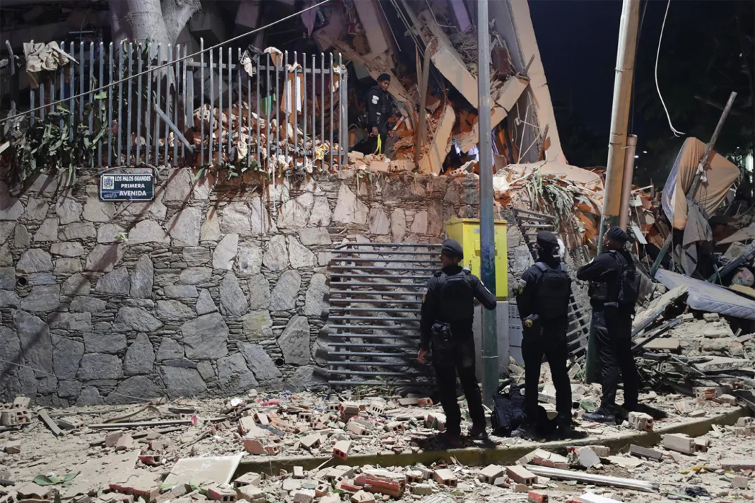 «Οι σεισμοί κράτησαν 40 δευτερόλεπτα, έχουν καταρρεύσει πολλά κτήρια»: Η μαρτυρία του προέδρου της ελληνικής κοινότητας στη Βενεζουέλα «Οι σεισμοί κράτησαν 40 δευτερόλεπτα, έχουν καταρρεύσει πολλά κτήρια»: Η μαρτυρία του προέδρου της ελληνικής κοινότητας στη Βενεζουέλα