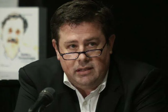Ο Γιάννης Φιλιππάκης διαφημίζει τις επιτυχίες του Υπουργείου Υγείας Ο Γιάννης Φιλιππάκης διαφημίζει τις επιτυχίες του Υπουργείου Υγείας