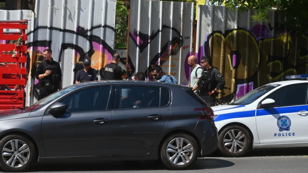 Κυψέλη: Σε 38χρονη Βρετανίδα ανήκει η σορός που βρέθηκε μέσα σε βαλίτσα Κυψέλη: Σε 38χρονη Βρετανίδα ανήκει η σορός που βρέθηκε μέσα σε βαλίτσα
