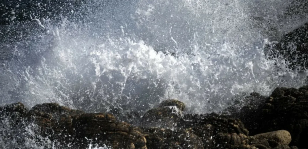 Αγωνία για 20χρονο κολυμβητή που αγνοείται στα Μάλια Ηρακλείου, σταμάτησαν οι έρευνες λόγω των ανέμων Αγωνία για 20χρονο κολυμβητή που αγνοείται στα Μάλια Ηρακλείου, σταμάτησαν οι έρευνες λόγω των ανέμων