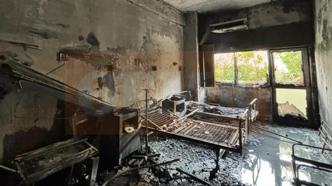 Στον εισαγγελέα σήμερα ο 74χρονος που έβαλε τη φωτιά στο Σισμανόγλειο, «θα είχαν καεί 36 άνθρωποι» λέει ο Γεωργιάδης Στον εισαγγελέα σήμερα ο 74χρονος που έβαλε τη φωτιά στο Σισμανόγλειο, «θα είχαν καεί 36 άνθρωποι» λέει ο Γεωργιάδης