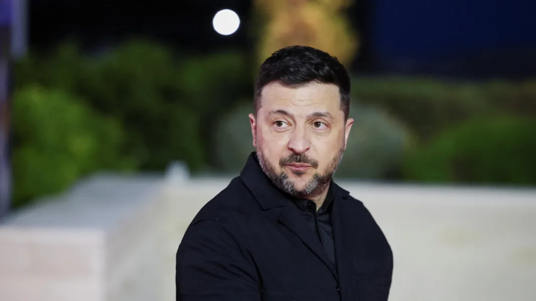 Η Ρωσία θέλει να στρατολογήσει 30.000 Βορειοκορεάτες, υποστηρίζει ο Ζελένσκι Η Ρωσία θέλει να στρατολογήσει 30.000 Βορειοκορεάτες, υποστηρίζει ο Ζελένσκι