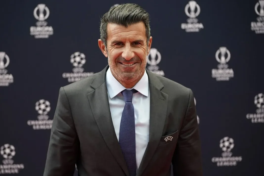 FIFA: Ο Φίγκο καλεί τον Ινφαντίνο σε παραίτηση FIFA: Ο Φίγκο καλεί τον Ινφαντίνο σε παραίτηση
