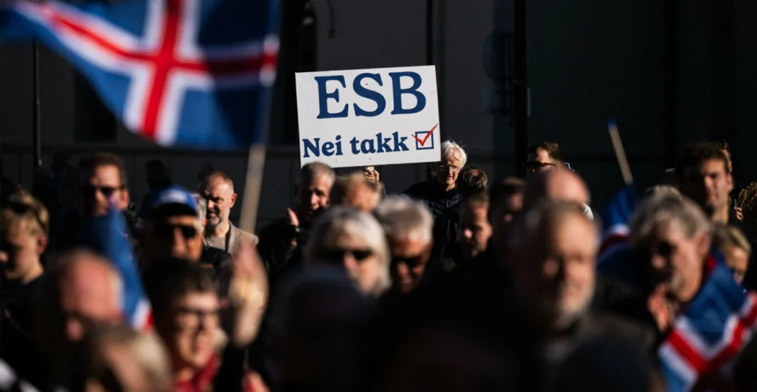 Η Ισλανδία κλείνει την πόρτα στην ΕΕ: To «όχι» επικράτησε στο δημοψήφισμα για επανέναρξη των διαπραγματεύσεων Η Ισλανδία κλείνει την πόρτα στην ΕΕ: To «όχι» επικράτησε στο δημοψήφισμα για επανέναρξη των διαπραγματεύσεων