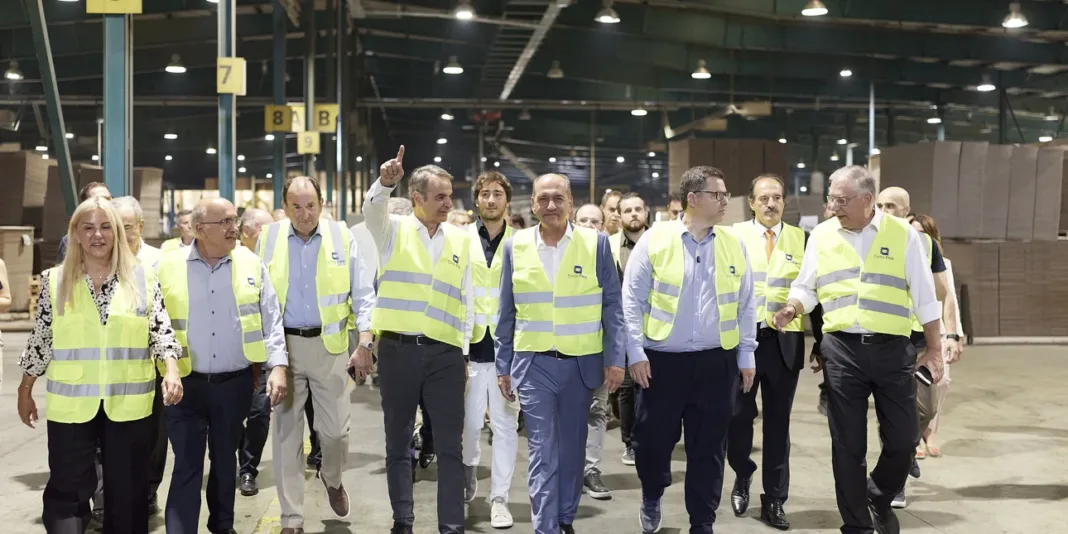 Μητσοτάκης από Φλώρινα: Δρομολογούνται πολλές νέες παραγωγικές επενδύσεις στη Δ. Μακεδονία Μητσοτάκης από Φλώρινα: Δρομολογούνται πολλές νέες παραγωγικές επενδύσεις στη Δ. Μακεδονία