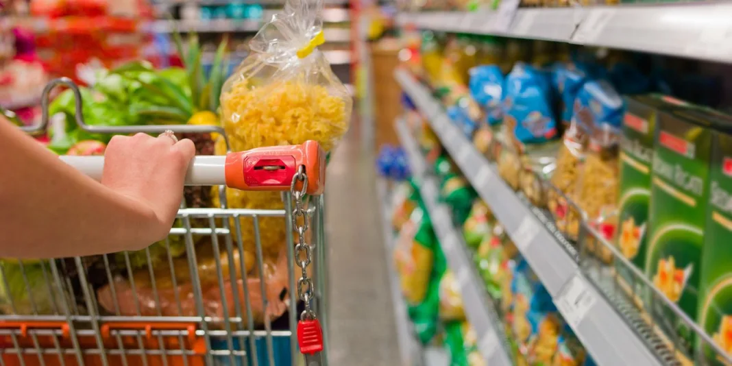 Νέο κύμα μειώσεων από 5% ως 30% στα σούπερ μάρκετ την Δευτέρα σε 1.660 προϊόντα -Αναμένονται ανακοινώσεις για παράταση της επιδότησης στο ντίζελ Νέο κύμα μειώσεων από 5% ως 30% στα σούπερ μάρκετ την Δευτέρα σε 1.660 προϊόντα -Αναμένονται ανακοινώσεις για παράταση της επιδότησης στο ντίζελ