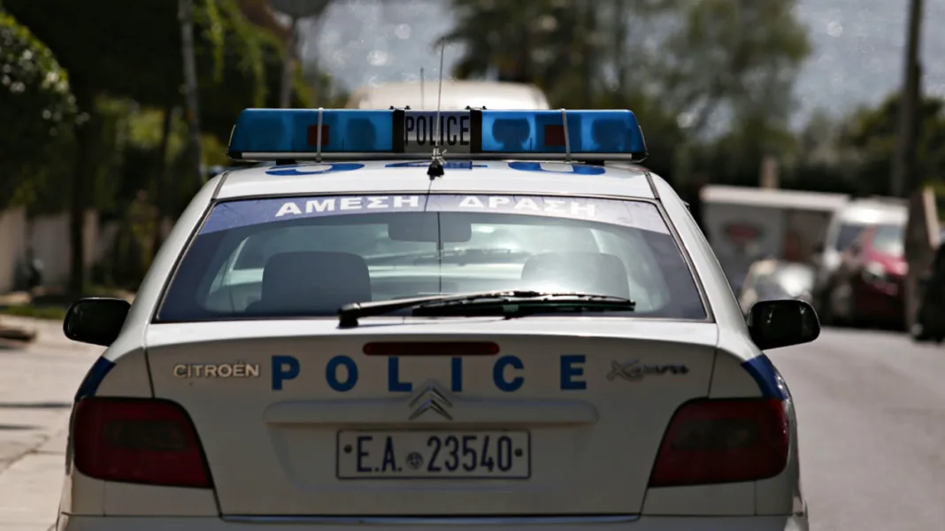53χρονος στη Ροδόπη μαχαίρωσε και σκότωσε τη σύζυγό του κι έπειτα προσπάθησε να αυτοκτονήσει πίνοντας πετρέλαιο 53χρονος στη Ροδόπη μαχαίρωσε και σκότωσε τη σύζυγό του κι έπειτα προσπάθησε να αυτοκτονήσει πίνοντας πετρέλαιο