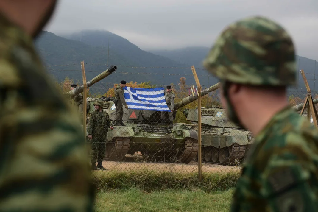 Χιλιάδες Έλληνες πολίτες έλαβαν SMS για επιστράτευση-Τι πρέπει να κάνετε Χιλιάδες Έλληνες πολίτες έλαβαν SMS για επιστράτευση-Τι πρέπει να κάνετε