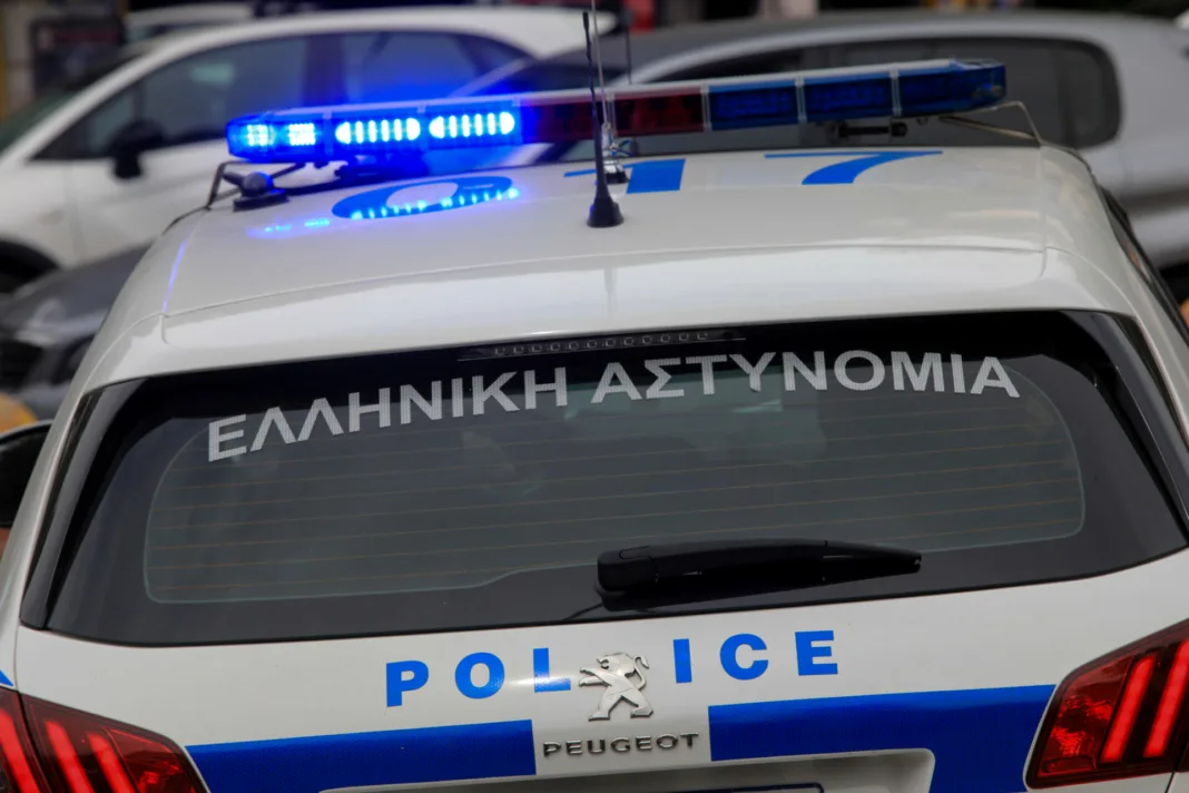 Πυροβολισμοί τα ξημερώματα έξω από beach bar στην Ανάβυσσο Πυροβολισμοί τα ξημερώματα έξω από beach bar στην Ανάβυσσο