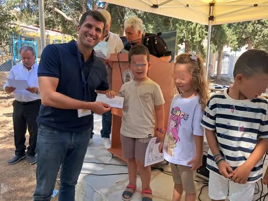 Δήμος Κηφισιάς: Δίνει επίδομα έως 3.000 ευρώ με κάθε γέννηση και απαλλαγή από δημοτικά τέλη για ένα χρόνο Δήμος Κηφισιάς: Δίνει επίδομα έως 3.000 ευρώ με κάθε γέννηση και απαλλαγή από δημοτικά τέλη για ένα χρόνο