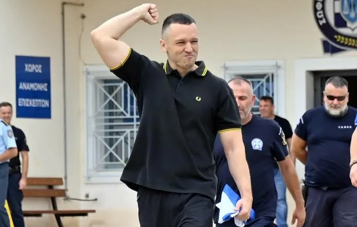 Ηλίας Κασιδιάρης: «Συμμαχία Ελλήνων» το όνομα του νέου κόμματος Ηλίας Κασιδιάρης: «Συμμαχία Ελλήνων» το όνομα του νέου κόμματος