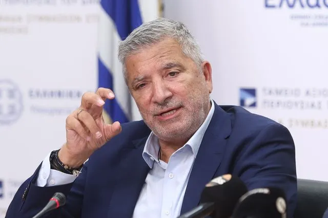 Διευκρινίσεις Πατούλη για τα ιατρεία που είναι εταίρος και τις δομές στη Θεσσαλονίκη Διευκρινίσεις Πατούλη για τα ιατρεία που είναι εταίρος και τις δομές στη Θεσσαλονίκη