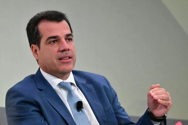 Πλεύρης: Καμία επαγγελματική συνεργασία με τον γιατρό του Μαζωνάκη Πλεύρης: Καμία επαγγελματική συνεργασία με τον γιατρό του Μαζωνάκη